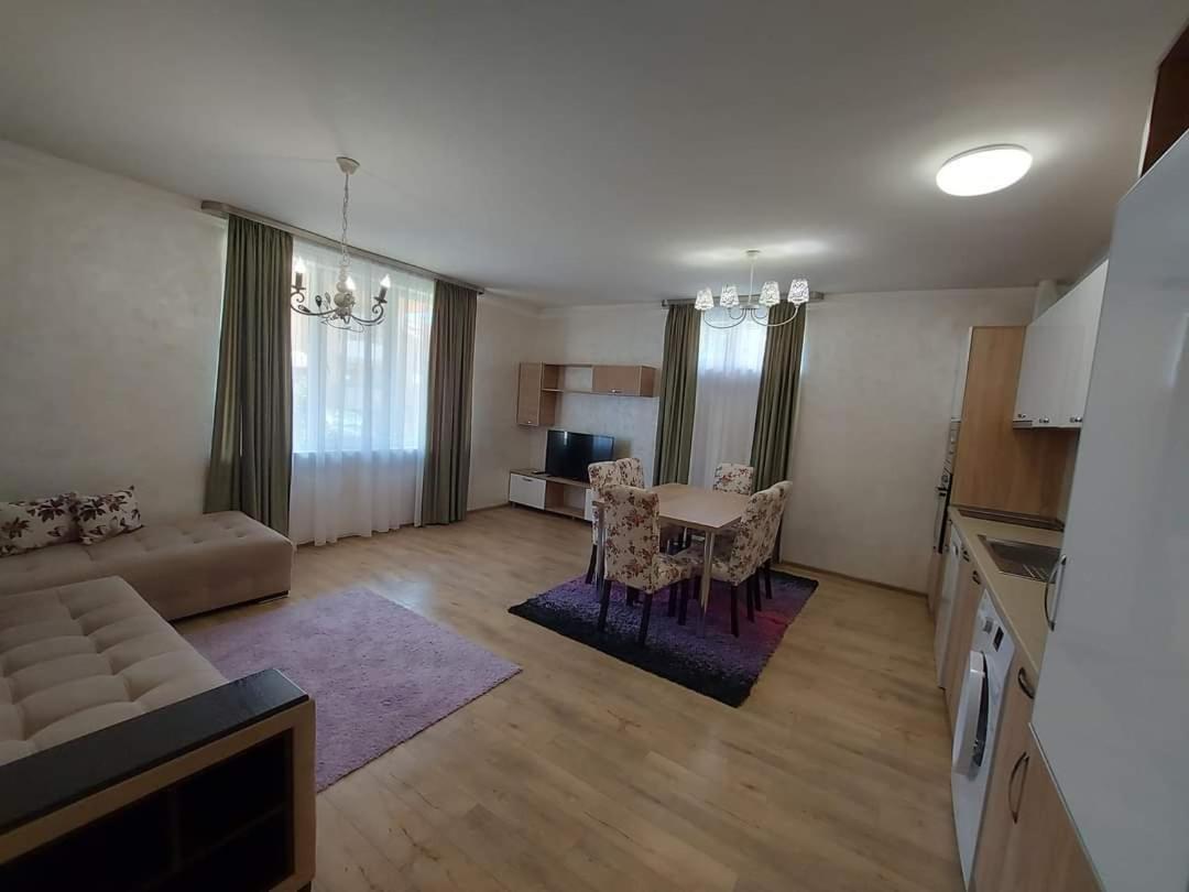 South Coast Apartments ชูเมน ภายนอก รูปภาพ